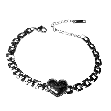 SILVER HEART BRACELET