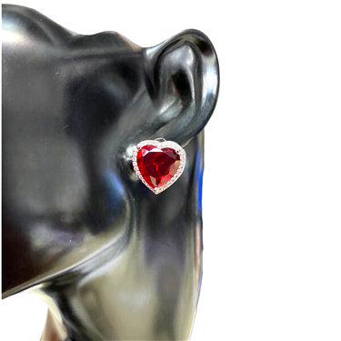 RED HEART STUD EARRING