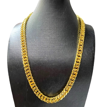 GOLD CHAIN NECKLACE