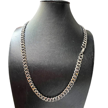 SILVER CHAIN NECKLACE