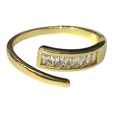 GOLD RHINESTONE RING