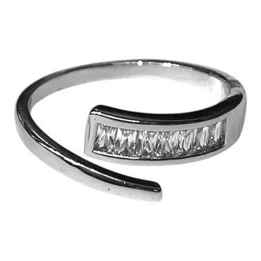 SILVER RHINESTONE RING