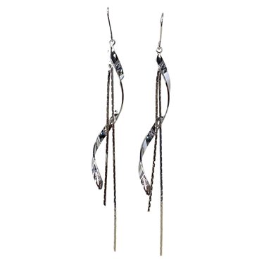 SILVER DANGLING EARRING