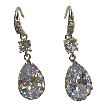SILVER TEAR DROP EARRING