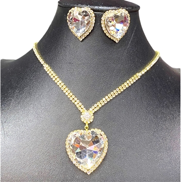 GOLD HEART NECKLACE SET