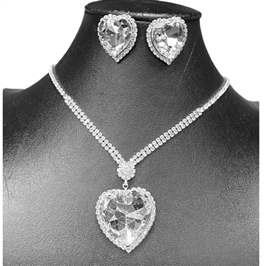 SILVER HEART NECKLACE SET