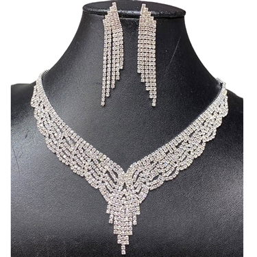 SILVER NECKLACE SET