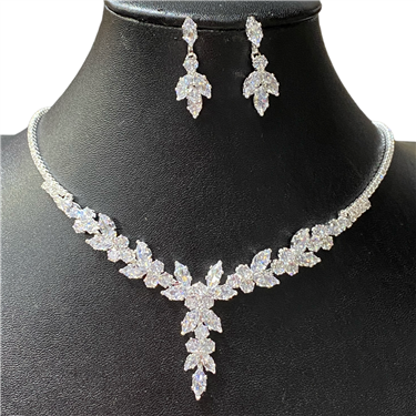 SILVER NECKLACE SET