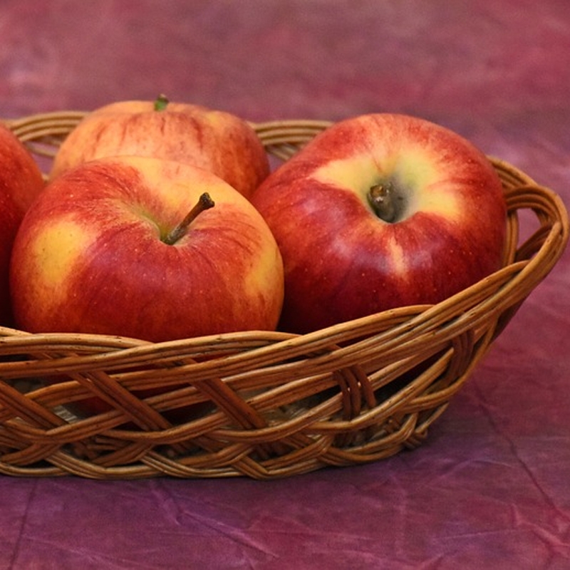 Fresh Gala Apples