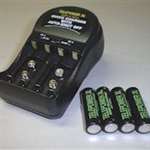 NM-CHARG-COMBO: NiMH Charger w/4 AA Batteries