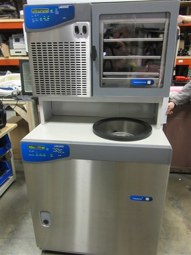 Labconco Freezone 6L Console Freeze Dryer System w/ Stoppering Tray Dryer