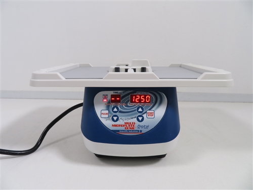 Scientific Industries SI-4000A Digital Multi-MicroPlate Genie Pulse Mixer