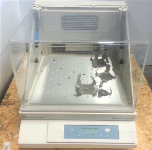 Thermo Forma 420 Incubator Shaker