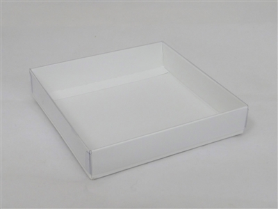 BO-40 8oz. White square cardboard base w/Clear Cover 5 1/2" x 5 1/2" x 1 1/8" Quantity 25