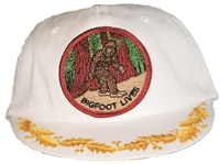 BIGFOOT LIVES child white cotton cap.