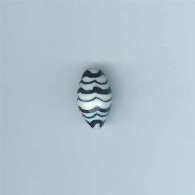 Asian Blue and White Bead - Oval wave motif 3/4 in