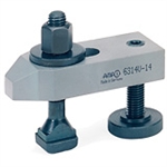 381988 Tapered clamp with adjusting support screw