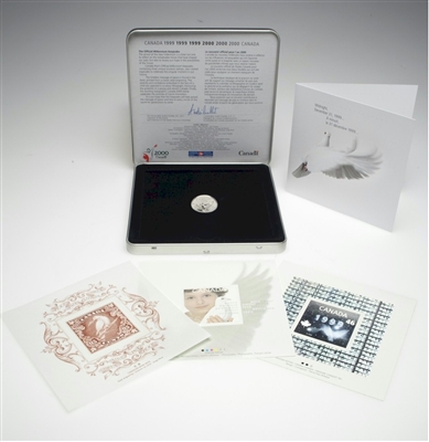 2000 Canada Post Millennium Official Keepsake with Dove Token & Stamps
