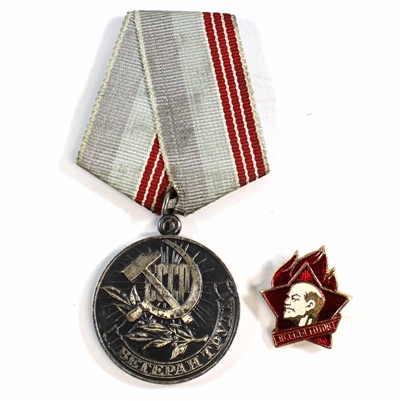 Vintage CCCP RUSSIA SOVIET 3A BETEPAH TPYA MEDAL, w/Bonus Lenin Pin. 2pcs