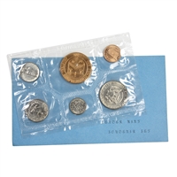 1974 D USA Denver Mint Souvenir Set (May have light toning/spots; envelope light wear)