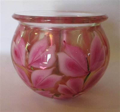 Daniel Lotton Magnum Bowl
Sunset with Pink Cactus Flowers
Signed Daniel Lotton Dated
Size 9.5 n by  9
Rare. Museum Quality. Collectors Dream
Matches the Chandelier Nu 47C
Would look great together or each individually