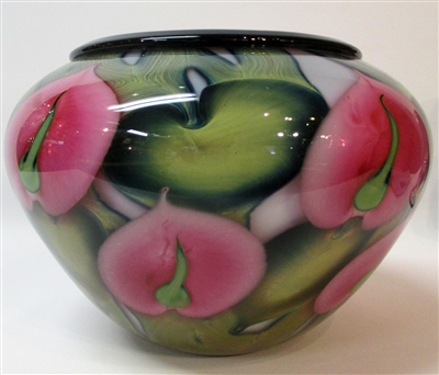 Daniel Lotton Bowl
Interior Pigeon Blood
Exterior opal with Pink Antherium
and Green leaf and vines.
Rolled over lip.
Museum Quality.
The Best of the Best.
Size 7.5  by  10.75
Signed Daniel Lotton  Dated 2011