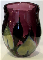 Robert Lagestee Small Vase
Beautiful Purple with Cobalt Leaves
Vines in adventurine

Size 4.5  by 4
Signed Robert Lagestee 2017 Lotton

Perfect for the New or Young Collector
Great Cabinet Piece
Gift Giving Price Range.