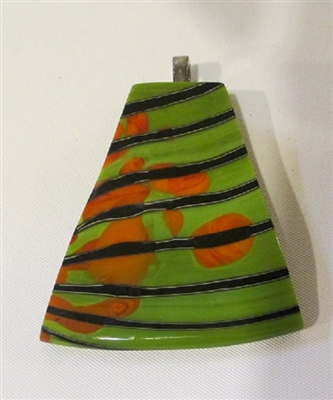 KKim Lotton Art Glass Pendant
Glass was hand blown by David Lotton
Pendant cut and polished with silver catch added by
Kim Lotton.
Each Pendant is One of a Kind.
Each is shipped with a leather neck band.
Size of glass 2.25 by 2