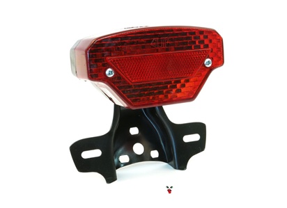 black GUIA tail light with mount