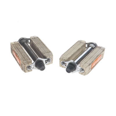NOS motobecane rubber block pedals - CREME