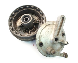 USED derbi front hub