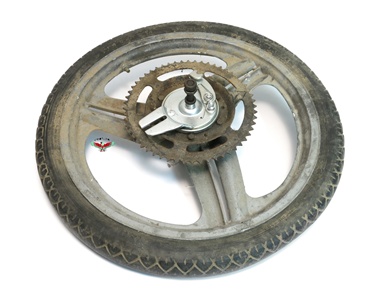 USED peugeot 17" rear 3 star grimeca mag wheel - dusty gray