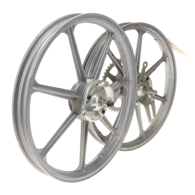 NOS 16" garelli grimeca 7 razze mag wheel SET - SILVER