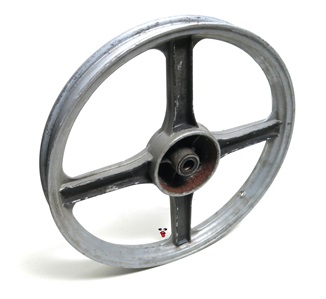USED vespa 4 star front mag wheel - black n grey