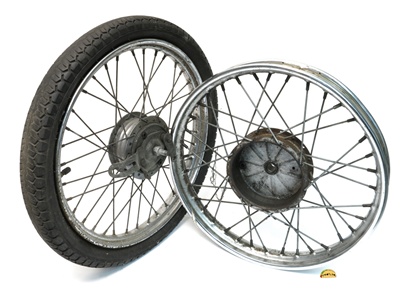 USED 16" vespa BRAVO spoke wheel set - no tranny