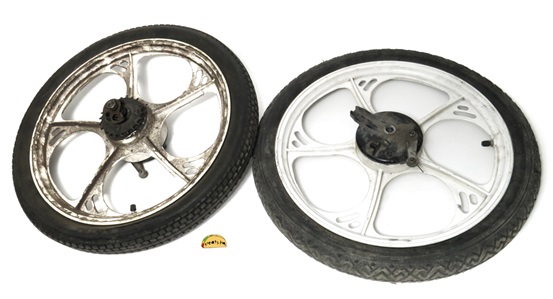 USED tomos 16" day tripper mag wheel set in white