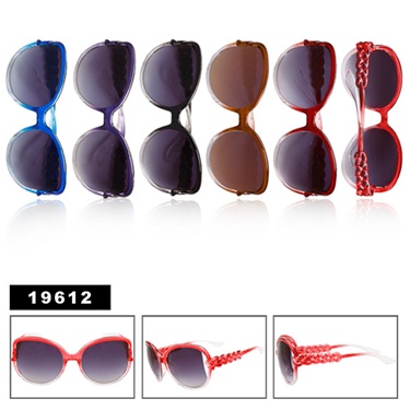A unique design of wholesale fashion sunglasses Inspired by Prada