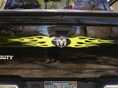 Ram Tailgate w/ Ram head logo Flame Tailgate Graphic Decal