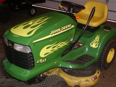 Green Lawn Tractor w/ Yellow Flame Set