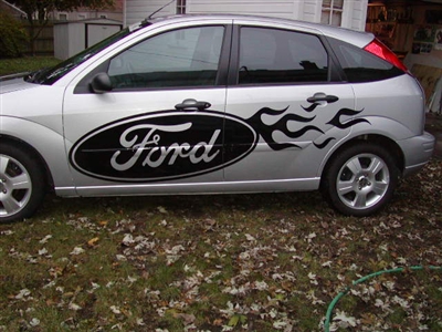 Ford Focus w/ Black Ford Flame Logo