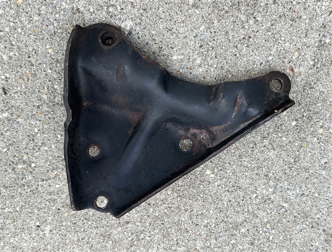 1971 - 1972 Chevelle and Nova Small block Air Conditioning Compressor Bracket, Front Head Used GM