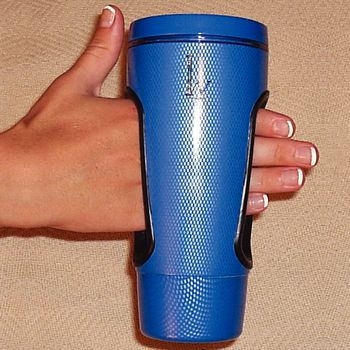 Easy Grip-In Mug :: no-grip needed cup with center opening handle