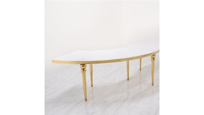 Amour Me Serpentine Table
