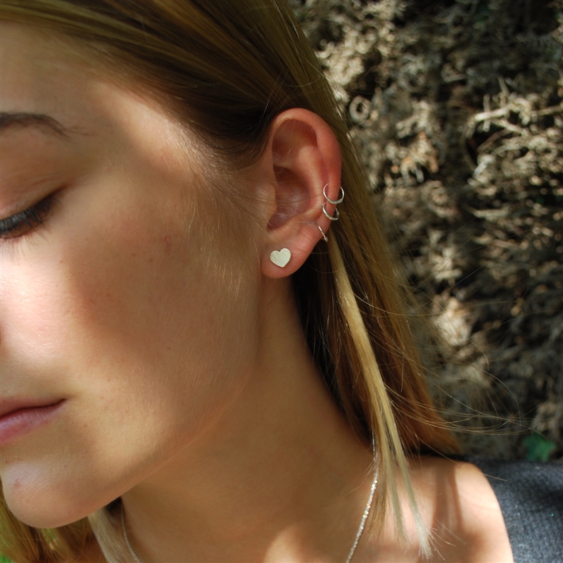 Foresta Tiny Heart Gold Stud Earrings — Palenque Jewellery