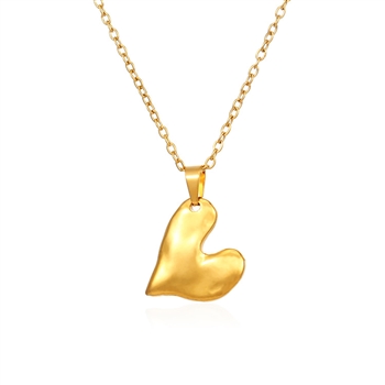 Misshapen Heart Pendant Necklace in Gold