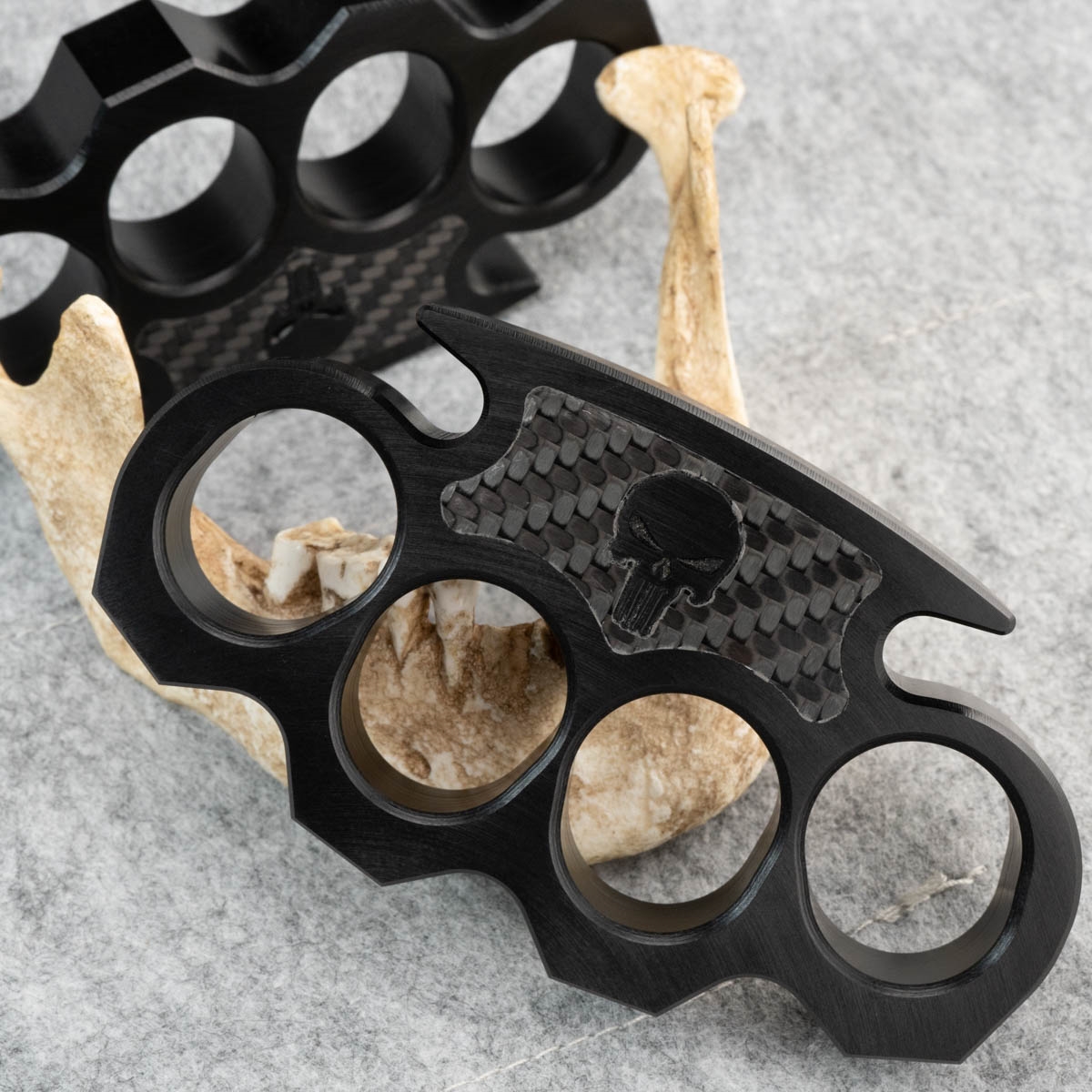 BURN Custom 4 Finger Knuckles Aluminum 3/4 Black w/Black Carbon Fiber  Punisher Skull