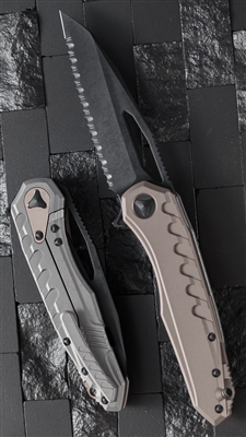 Microtech Sigil MK6 S/E DLC Black Full Serrated Blade Tan Handle