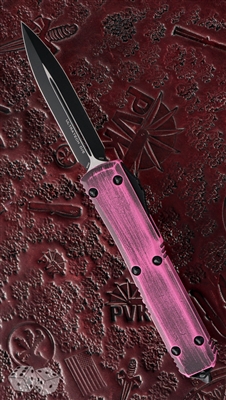 UT F/O Pink Handle D/E Black Blade