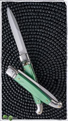 SKM 9.5" Green Pearlex Lever Lock Catalana Auto Bayonet