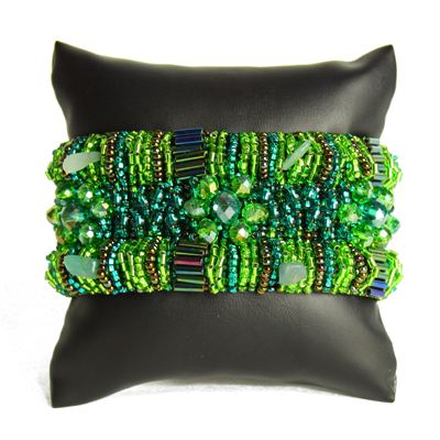 Bugle Delight - #109 Green, Double Magnetic Clasp!